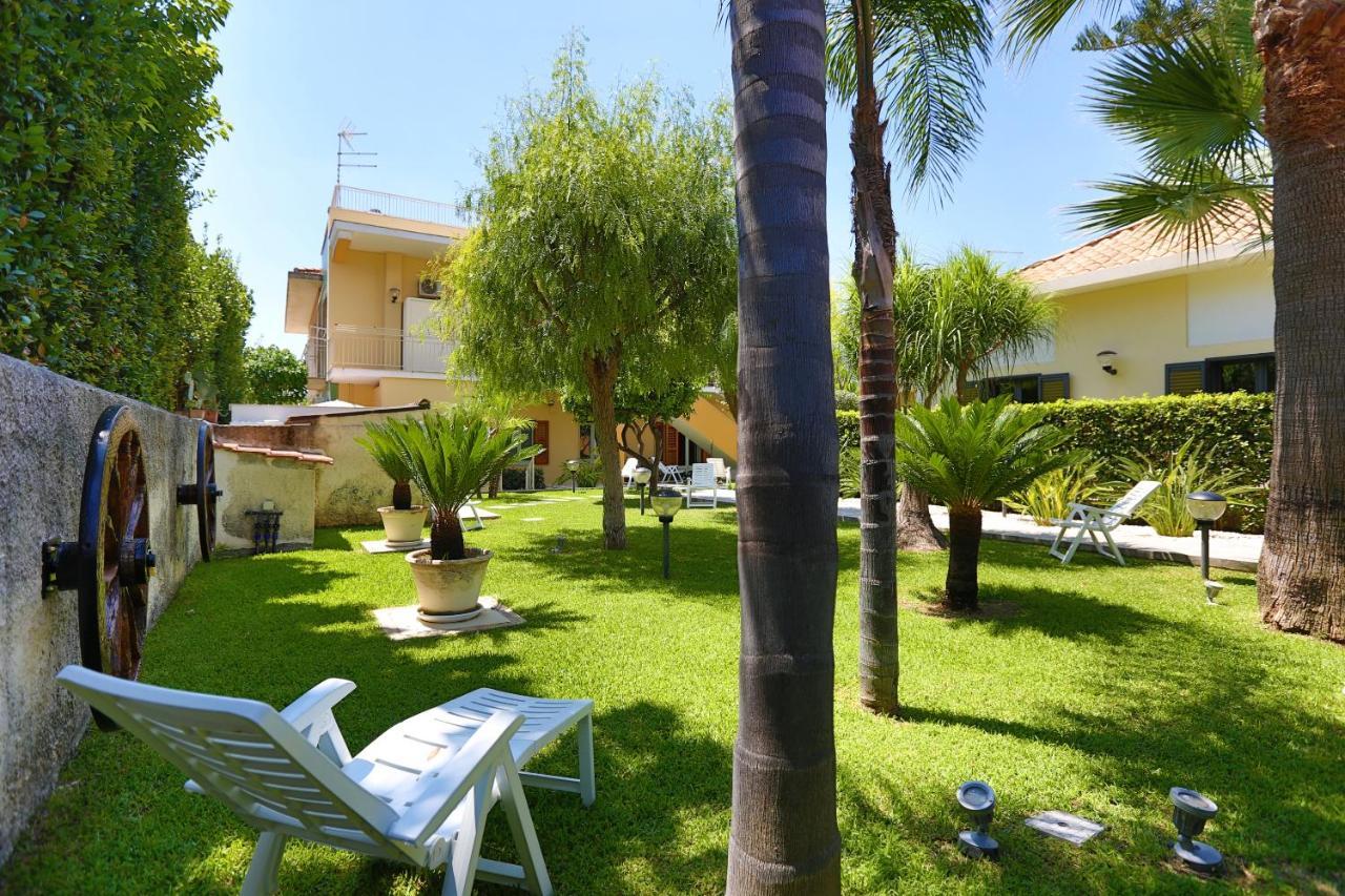Re Sole La Dependance - Casa Vacanza M E R C U R I O Avola Exterior photo